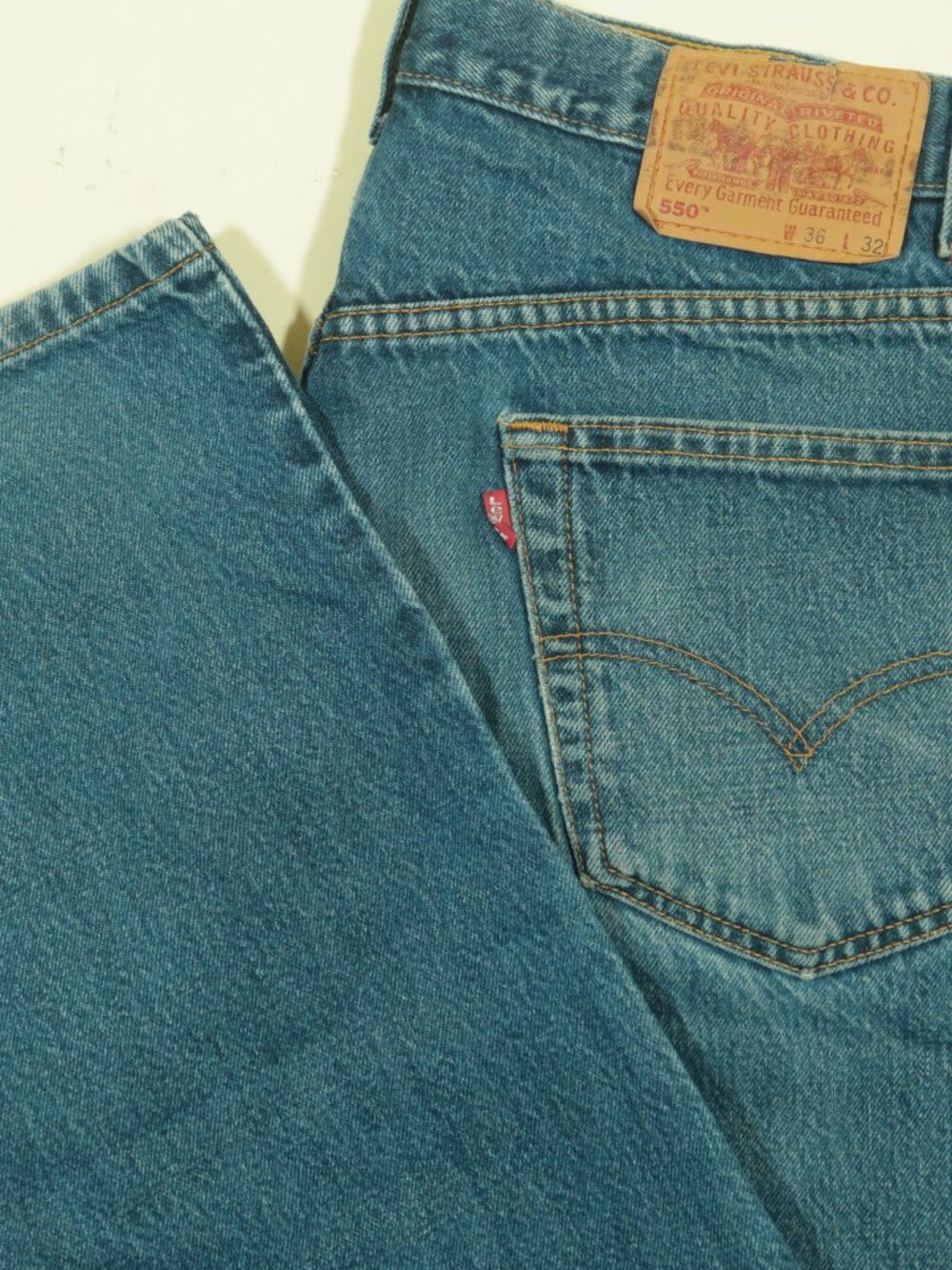 Vintage 90s Levis 550 Relaxed Fit Jeans Mens 36 Blue Cotton